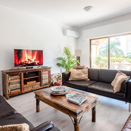 Sun City Apartment Limassol Luaran gambar