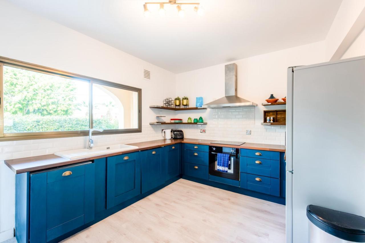 Sun City Apartment Limassol Luaran gambar