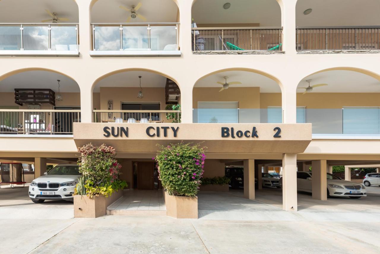 Sun City Apartment Limassol Luaran gambar