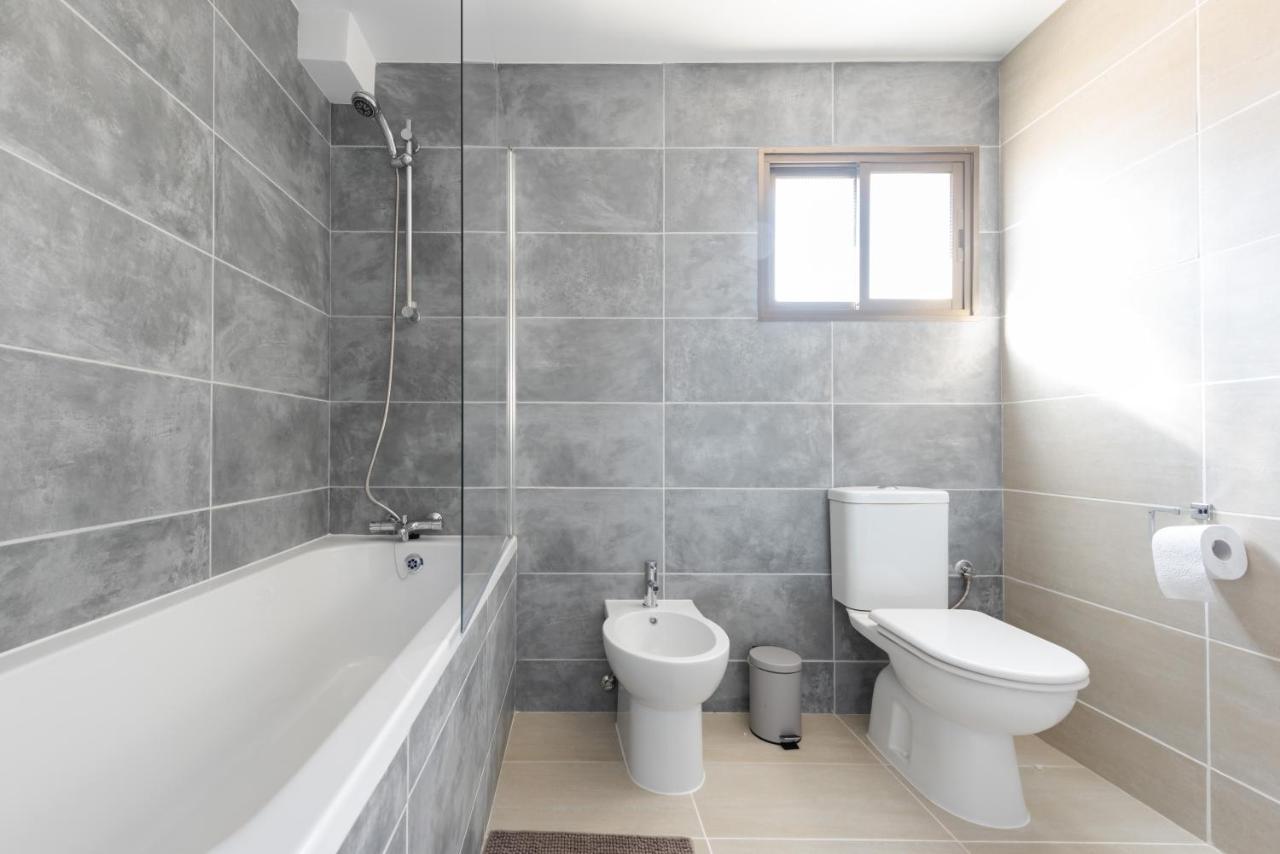 Sun City Apartment Limassol Luaran gambar